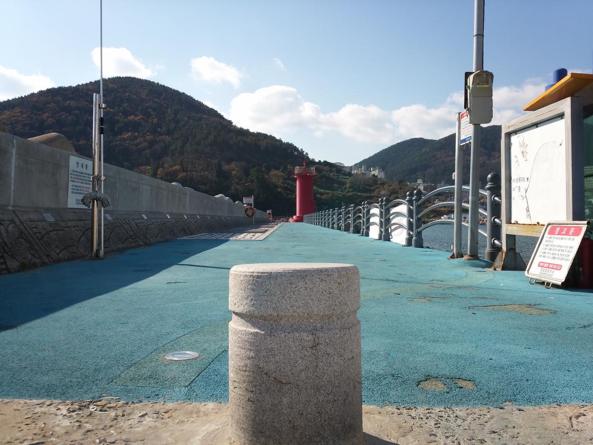 Geoje Jangseungpo Lighthouse Hotel Sodong Exterior foto