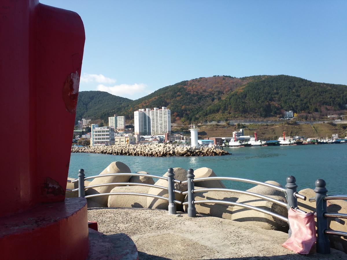 Geoje Jangseungpo Lighthouse Hotel Sodong Exterior foto